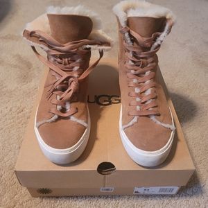 UGG Used boots. Size 9.5